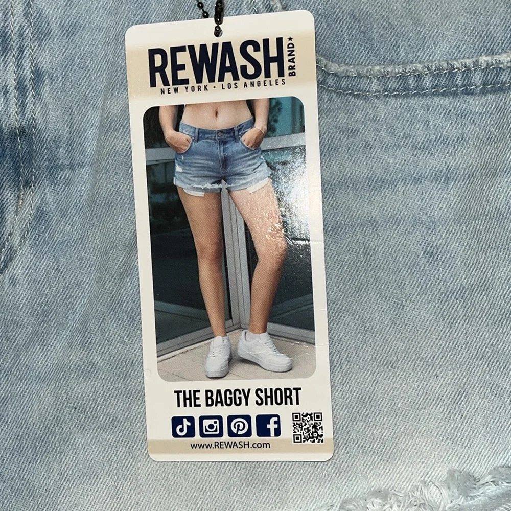 NWT Rewash Authentic Denim The Baggy Short Distressed Shorts Size 30